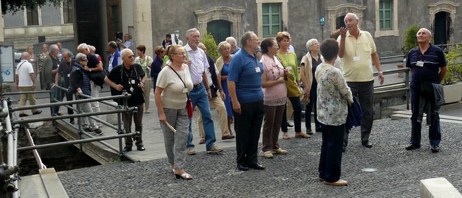 (10) Museo dei Benedettini - Ingresso principale - l'esterno